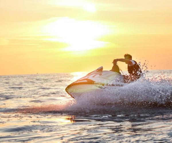 Fuga romantica in jet ski Blu Levante
